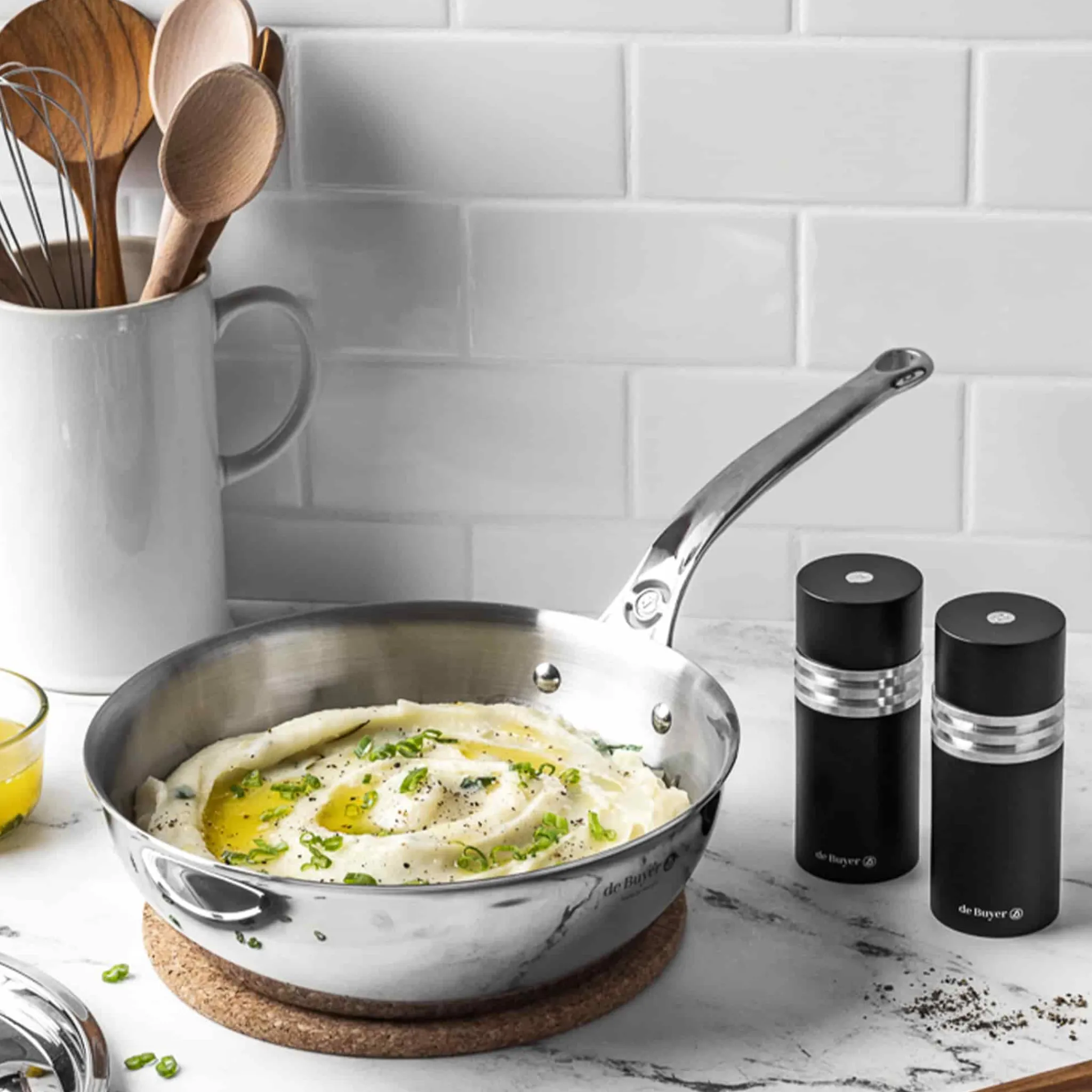 De Buyer Affinity Stainless Steel Curved Saute Pan