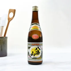 Hakkaisan Seishu Futsushu Sake, 720ml Clearance