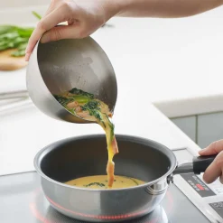 Aikata Japanese Stainless Steel Mixing Bowl with Pouring Spout Outlet