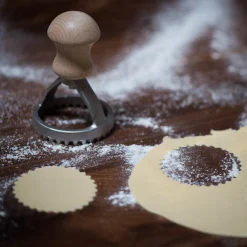 Italian Cookware Small Round Ravioli Stamp 40mm Outlet