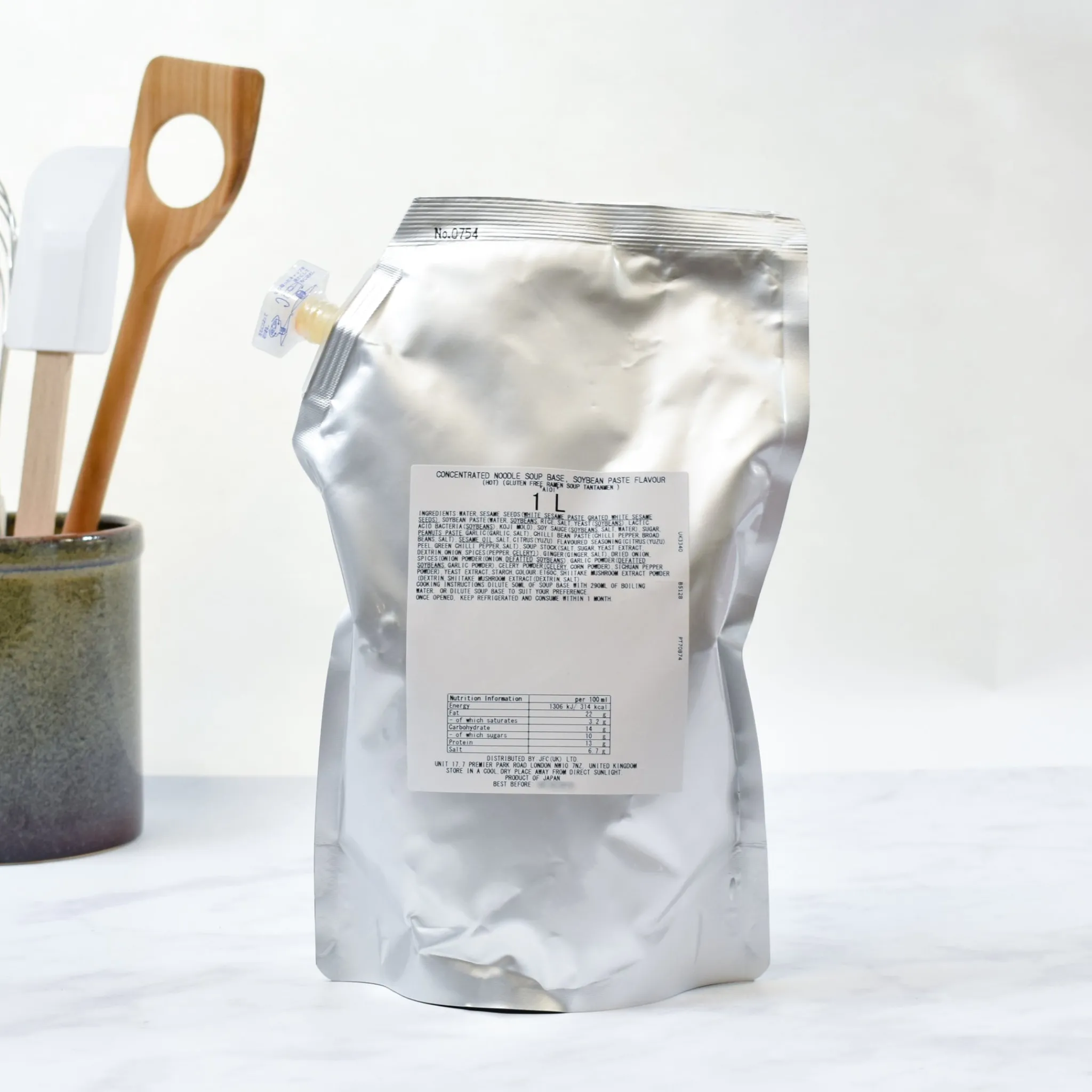 Aioi Tantan Ramen Soup Base, 1 litre