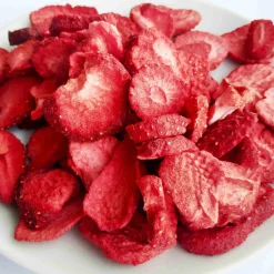 ZingyZoo Freeze Dried Strawberry Slices, 90g New